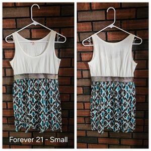 Forever 21 White and Blue Geometric Dress